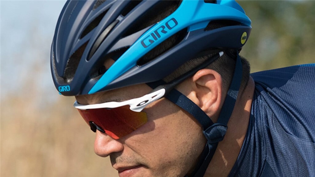 Giro Cycling - Syntax MIPS Helmet - matte black/bright red